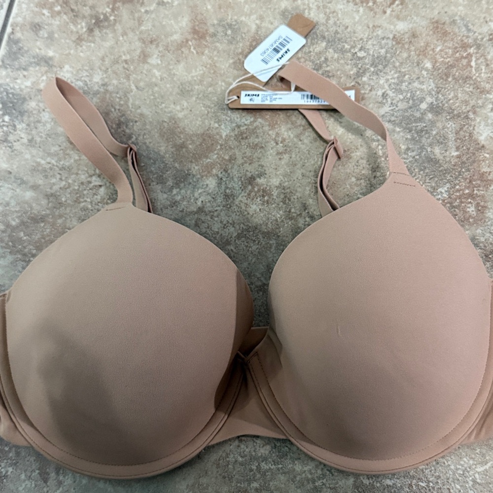 SKIMS fits everybody t-shirt Bra 36D color-ochre